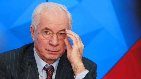 Ukraine’s leaders ‘sold out’ country – former PM