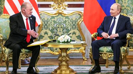 The King in Moscow: A historic visit turns symbolism into strategy