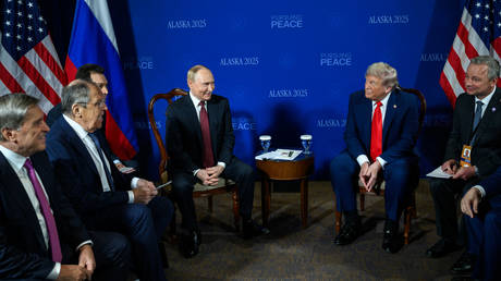 US and Russia ‘actively discussing’ settlement of Ukraine conflict – Moscow