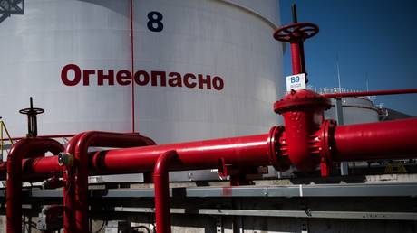 Ex‑Soviet country slams Ukrainian attack on global oil hub