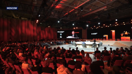 Moscow Open Dialogue shifts from big ideas to real-world action