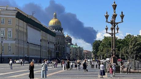 Large-scale drone attack hits St. Petersburg
