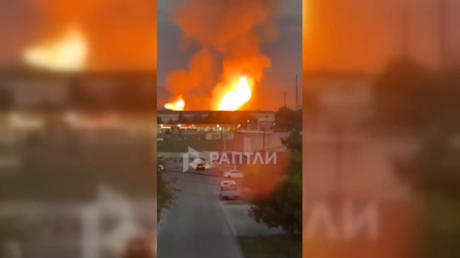 Gas pipeline explosions in southern Russia trigger mass evacution (VIDEO)