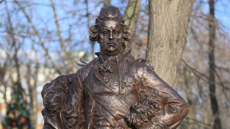 Monument honoring Catherine the Great’s foreign policy chief unveiled in Moscow