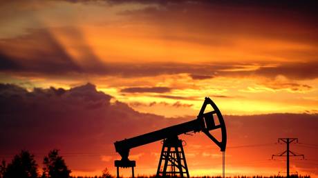 Lavrov responds to claims Russia ‘benefiting’ from war on Iran